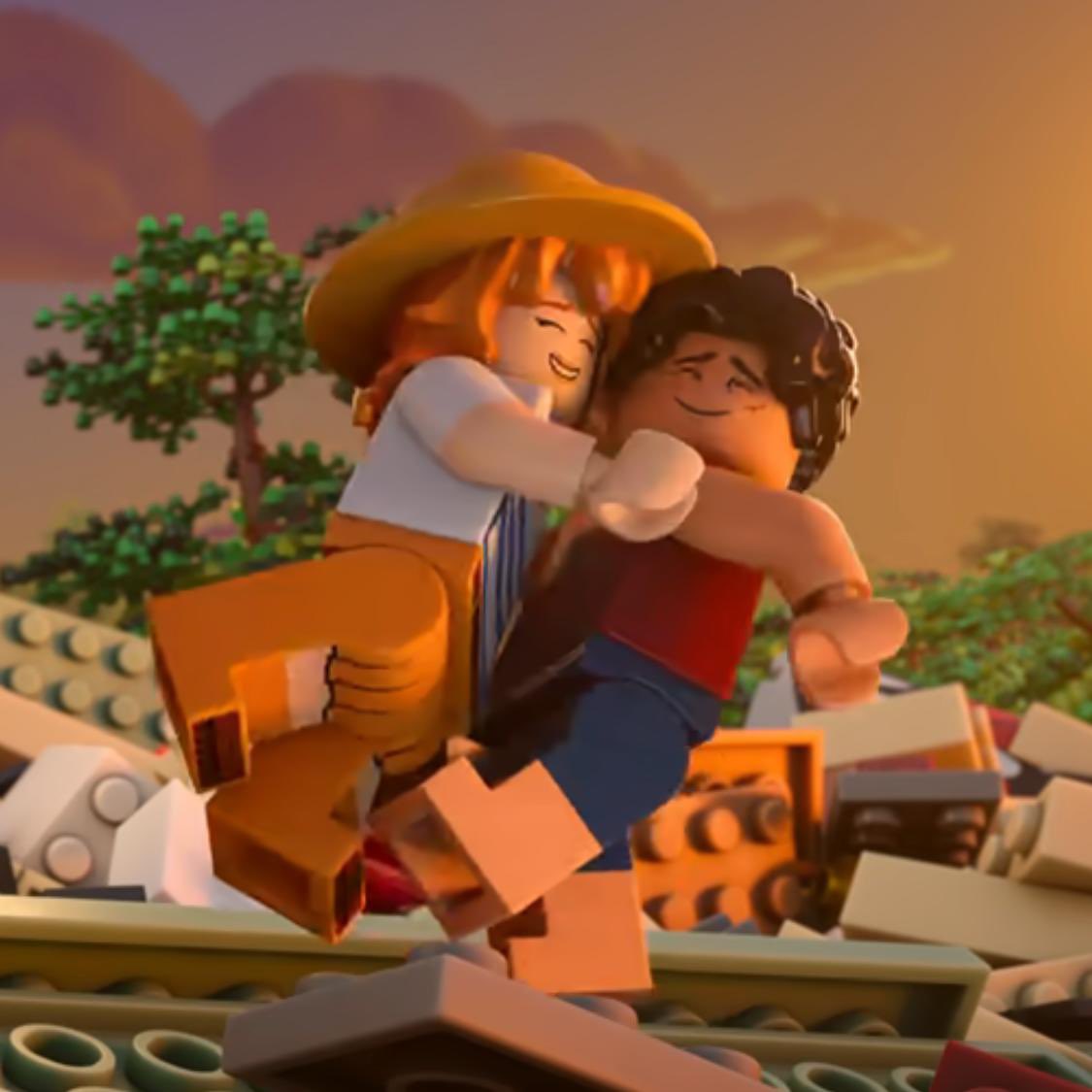pearlktsk's tweet photo. ESTOU CURADÍSSIMA COM ESSA FOFURA DA LEGO NAMI ABRAÇANDO O  LEGO LUFFY https://t.co/YxfTReQLOt