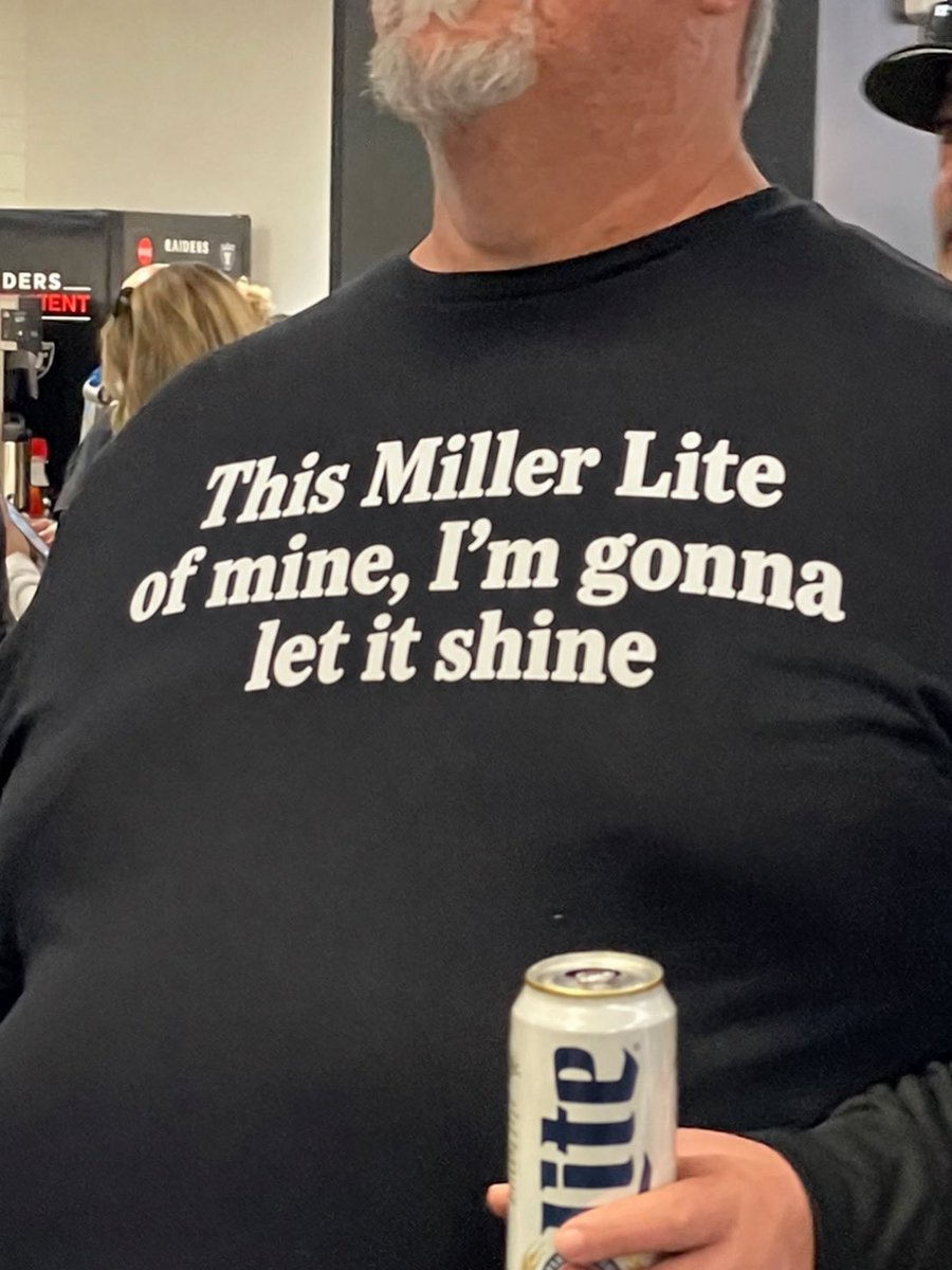 shirtsthtgohard's tweet photo. https://t.co/JAbiEtGtUk