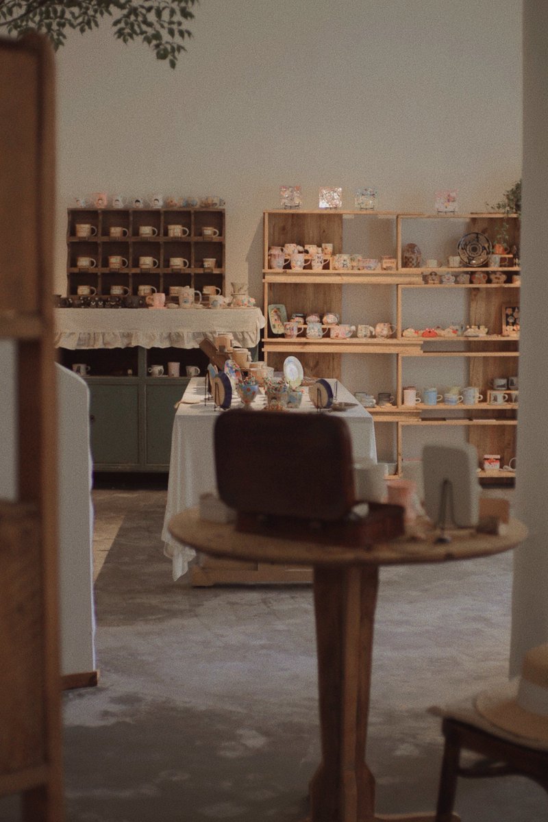 Marylynkeaz6a's tweet photo. Primera prueba del nuevo centro de experiencias urbano! Café artesanal, taller de cerámica y vista al parque local en un solo lugar — no te lo pierdas, esta semana solo, entrada gratuita! https://t.co/YlKrY5fyzc