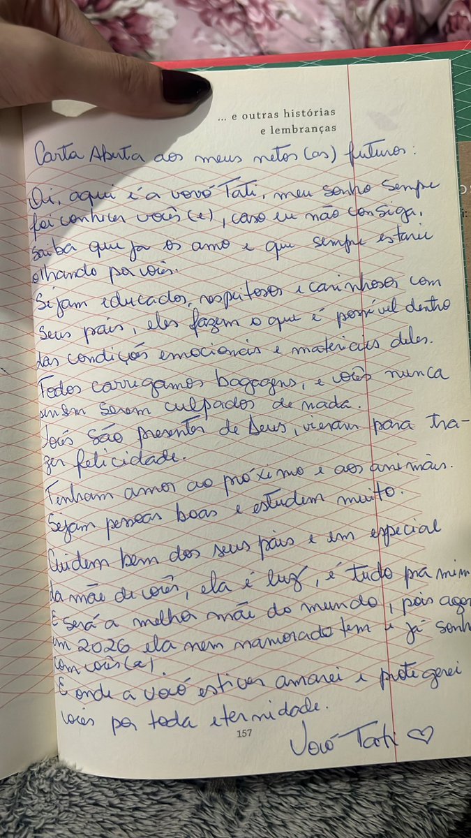 dontforxget's tweet photo. quando eu dei esse livro pra minha mae eu nao sabia que eu ia chorar TANTO https://t.co/2zp7s30sKd