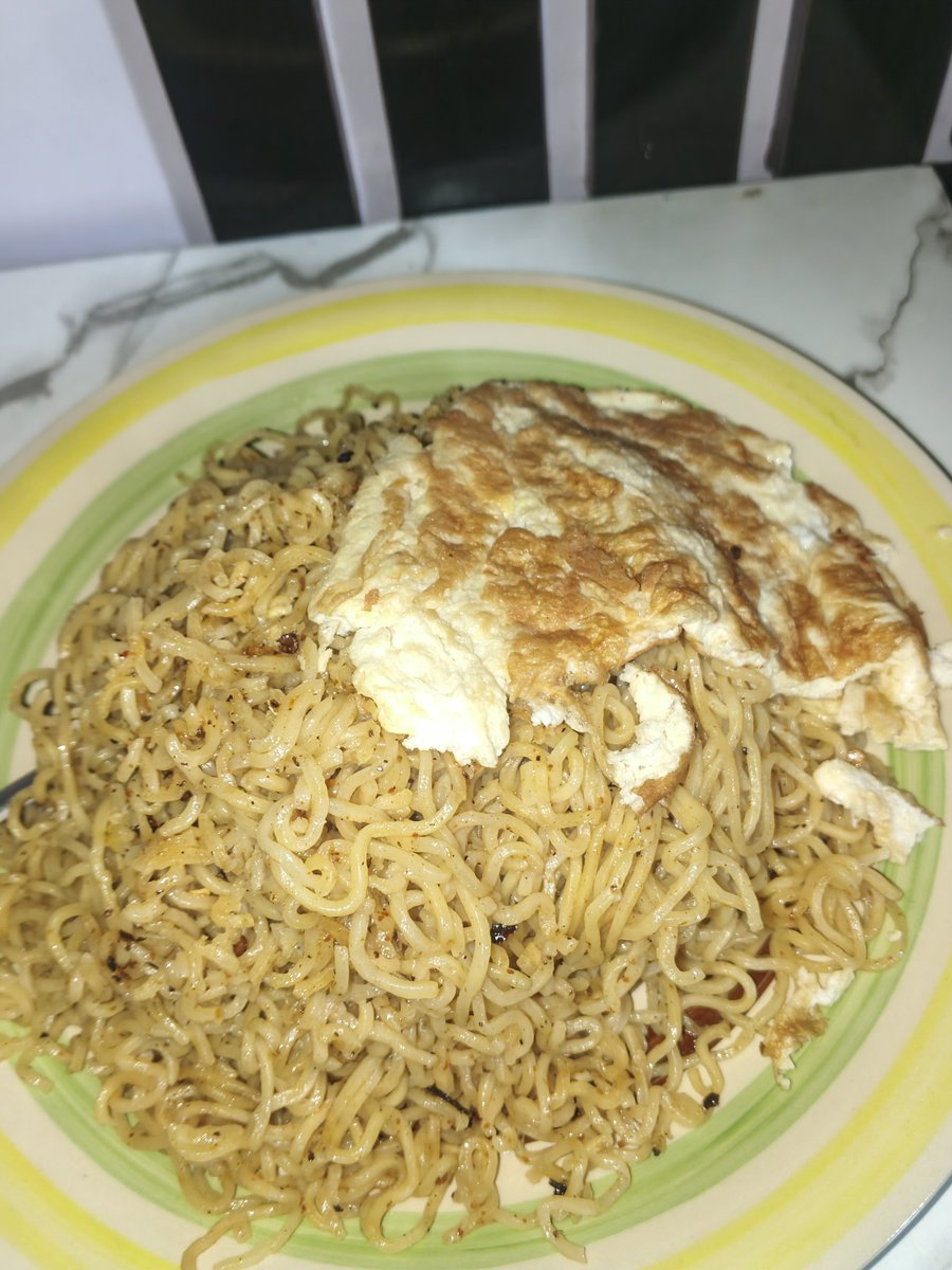 NuelPositive's tweet photo. I forgot to tell you people to come and eat indomie in afternoon, here is it https://t.co/LrbA6Llz4X