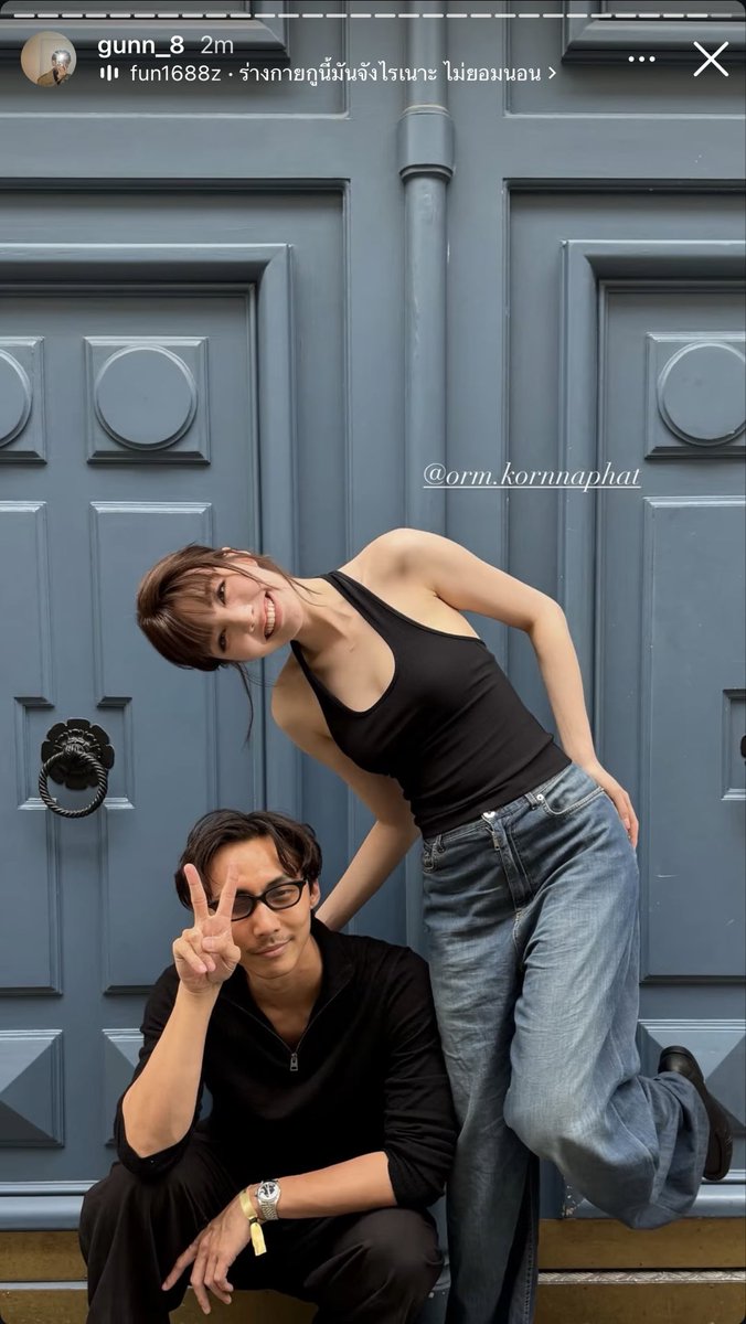 vlrp01's tweet photo. Orm and P'Gunn (LingOrm's photographer in Paris)

#DiorSummer27xLingOrm https://t.co/5PRbH8lymL