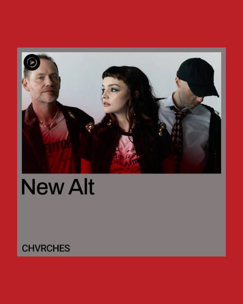 CHVRCHES's tweet photo. We've really started. Thank you for the all the Roses loVe. https://t.co/j2BpBnvgT0