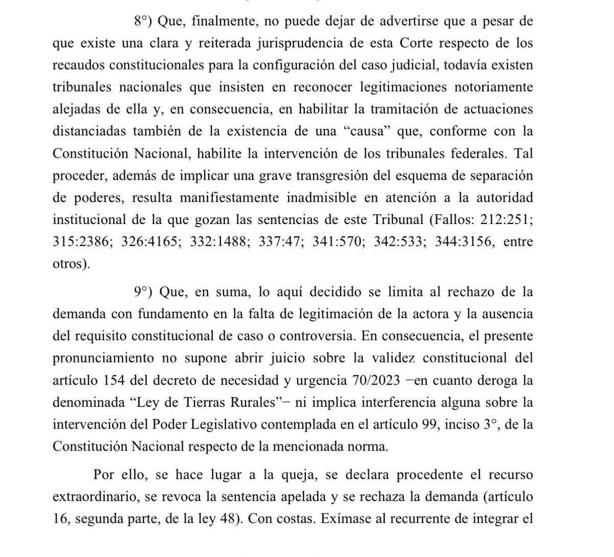 Dataclave's tweet photo. 🚨#ALERTA |  La Corte Suprema revocó el fallo que había declarado inconstitucional un artículo del Mega DNU que derogaba la Ley de Tierras

📌De esta forma, quedó vigente la derogación planteada por el Ejecutivo https://t.co/kus00vWdni