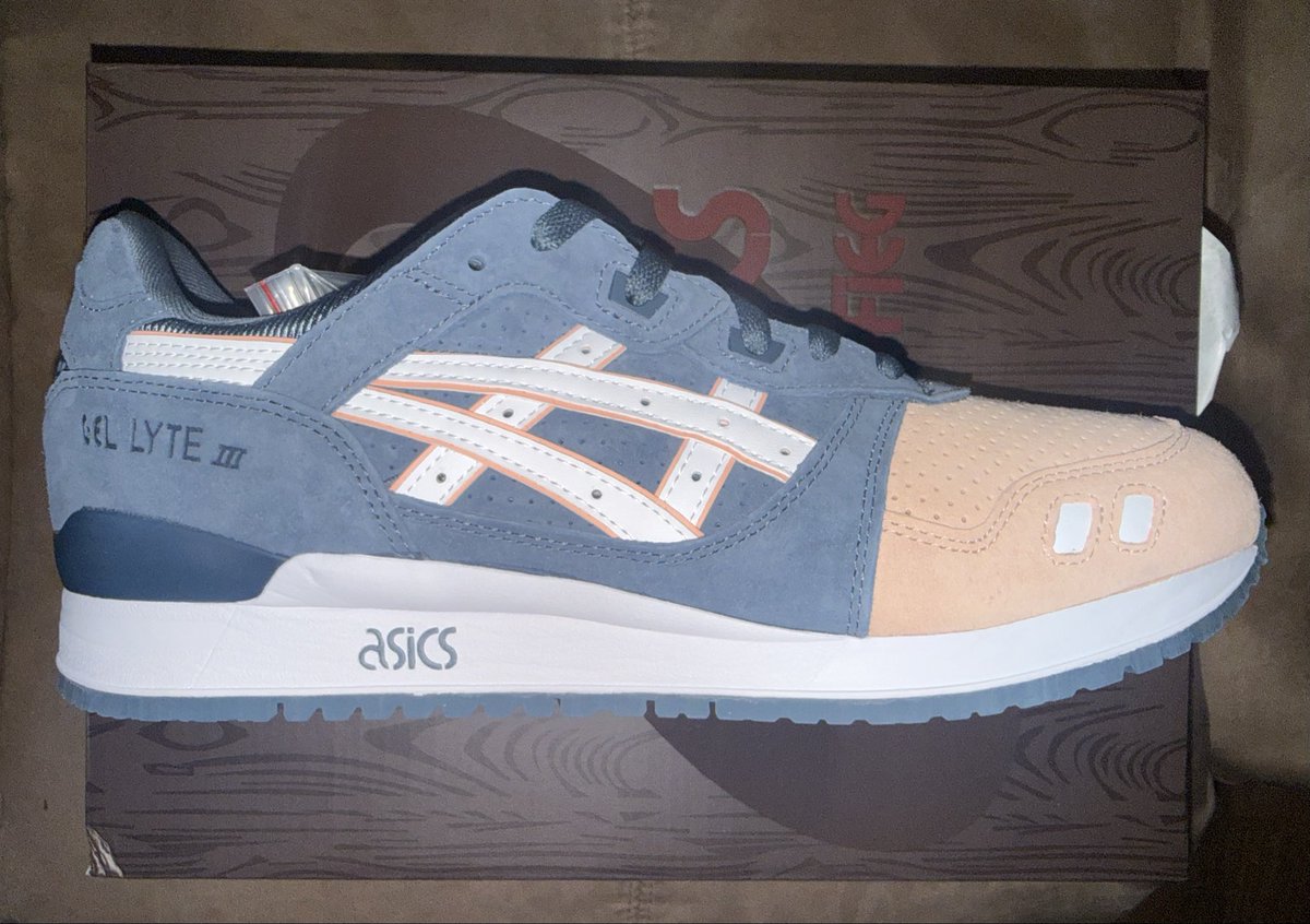 Esco_CNK's tweet photo. I’ve waited years…..#kith @KITH @RonnieFieg https://t.co/CzsPnjQiyM