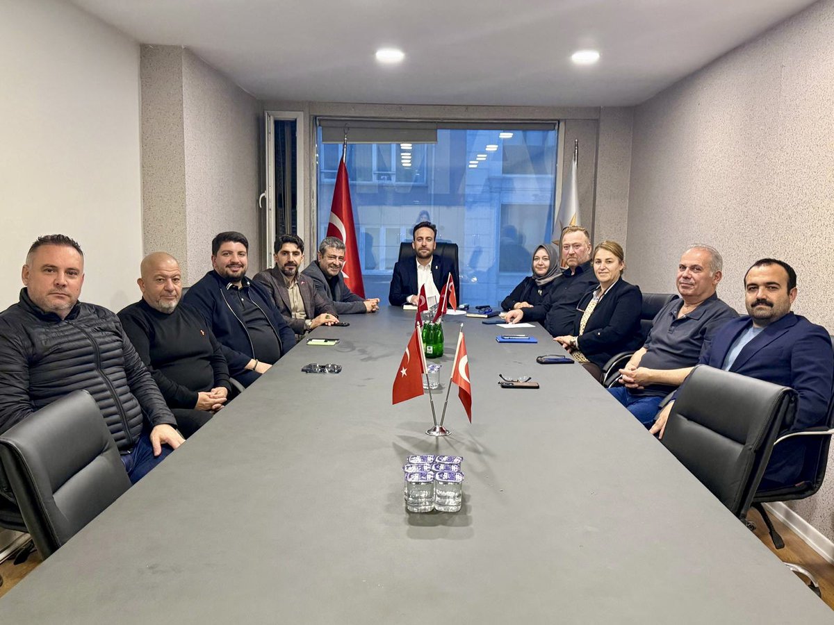 aktepebasii's tweet photo. Haftalık olağan yürütme kurulu toplantımız,
İlçe Başkanımız Serhat Tunç başkanlığında gerçekleştirildi.

🔸 AK Parti Seninle #Tepebaşı https://t.co/n3fdgPNLh1