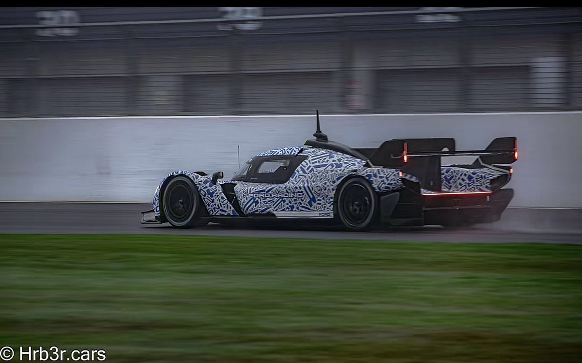 Lucaswhit3's tweet photo. Ford LMDH - Silverstone testing https://t.co/y6C9Igjafb