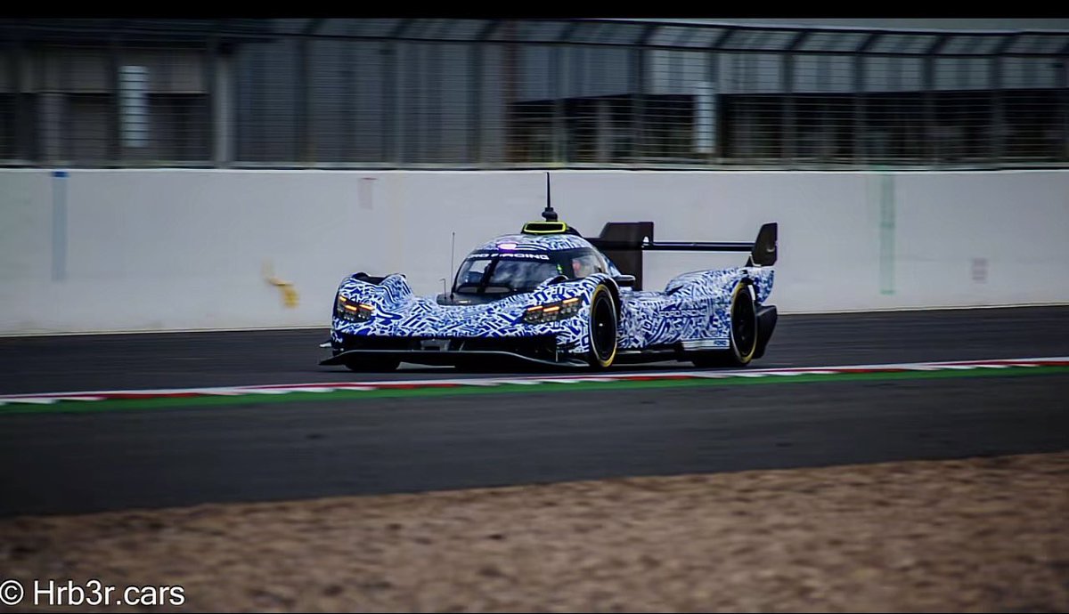 Lucaswhit3's tweet photo. Ford LMDH - Silverstone testing https://t.co/y6C9Igjafb