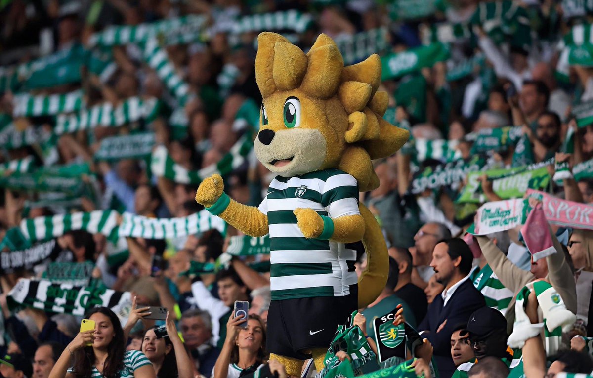 Sporting_CPAdep's tweet photo. 🚨 Número recorde: Sporting CP ultrapassou os 200 mil sócios.

O número que é histórico, quase duplicou em cerca de 5 anos. https://t.co/e5sUM7XvTS
