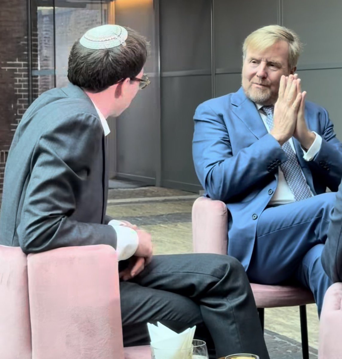 DutchIrani's tweet photo. I’ve heard the Anne Frank story almost all my life. I refuse to believe the Netherlands, my country, will go back in time and become unlivable for Jews.

Today, King Willem-Alexander visited the Liberal Jewish Community Beth Jehoeda, a synagogue in The Hague. It was refreshing to see amid rising antisemitism and attacks on Jewish schools.

The King spoke about the “silent majority” supporting the Jewish community.

I need to see more of this silent majority to be convinced.
I’m not even Jewish and sometimes I’m scared to openly speak about this.

This should worry us all.
