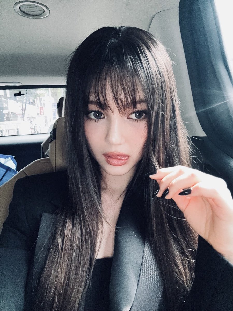 Hoogalooner's tweet photo. Dan1elle getting pounded 
#Danielle #NewJeans #idol #kpop  #daniellejunemarsh #mojihye #Daniellenewjeans #kpopnsfw #nsfw #nsfwtwtً #fakes #nsfwtwtﾟ #celebfakes #goon #DanielleNewJeans https://t.co/1LLiaUOpvH