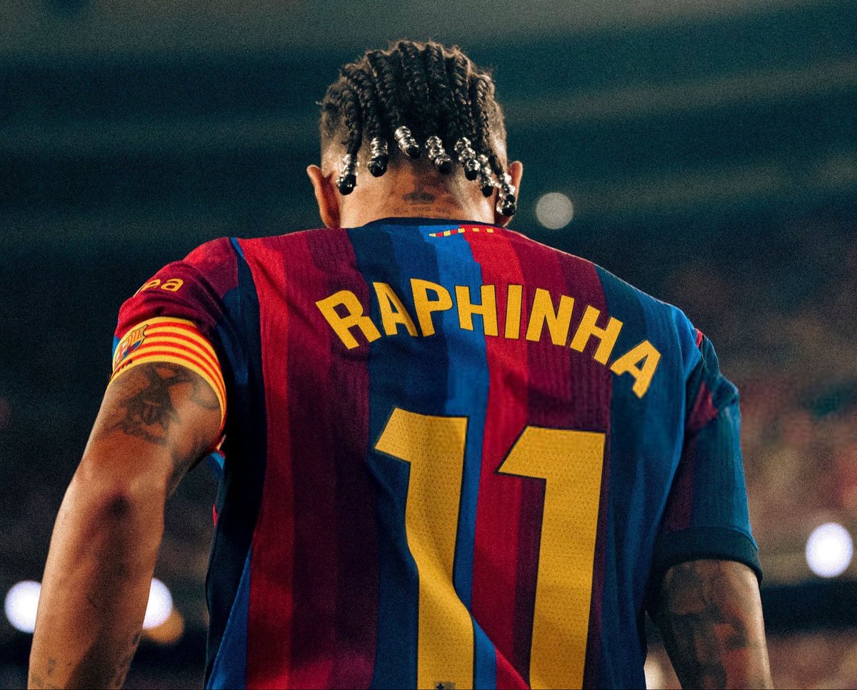 BarcaUniversal's tweet photo. 🚨🚨 BREAKING: Raphinha is the La Liga Player of the Month for September! https://t.co/9fc77qX4UX