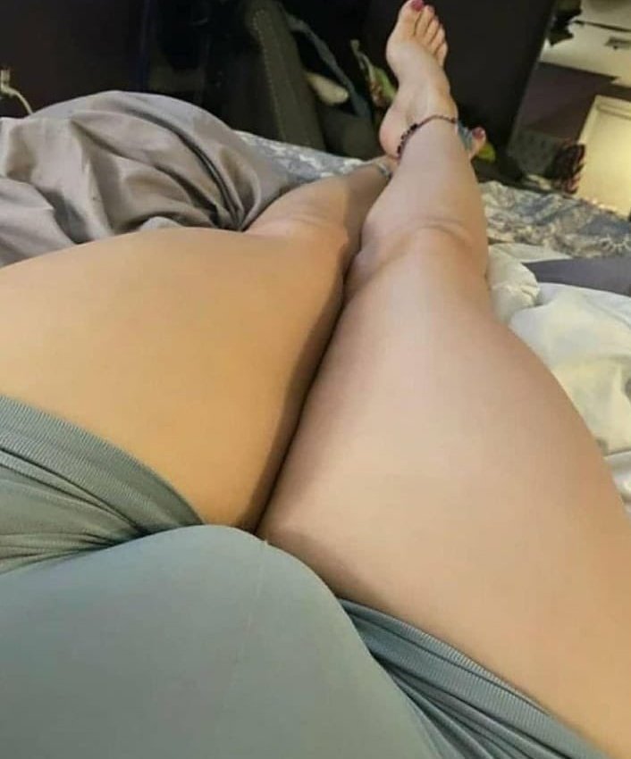 v_fr07's tweet photo. فلو وهبعتلك هديه خاص 🍆🍆🍑 https://t.co/gHZxthIuWR