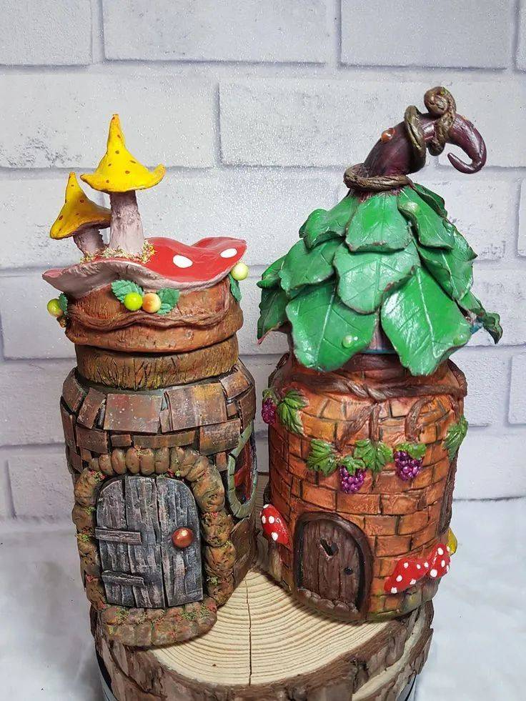 LenitaAlkeztna's tweet photo. Hoy hice un porta-lápices con un frasco de vidrio reciclado, solo usé pinturas acrílicas y una cinta decorativa. Super fácil y económico!， https://t.co/fwaMOpkqRk