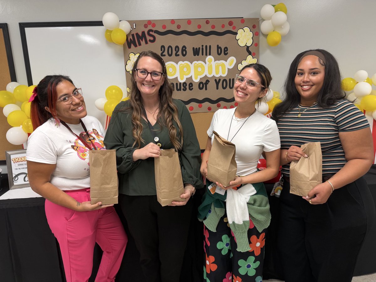 HumbleISD_WMS's tweet photo. Our wonderful @WoodcreekPTO stopped by today for a delicious treat. Thank you for always thinking of us! 
#BeEliteWMS #ELEVATE https://t.co/fmoZyGQmEx