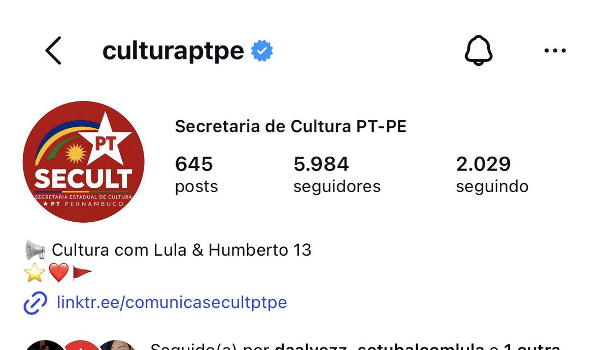 taywour's tweet photo. @smiramohangf @nowarmysz acho que eles não tem local físico. entrei em contato pelo instagram e me pediram pra preencher o formulário da bio. preenchi na terça e na quarta mandaram um motoboy com os materiais. no formulário, eu especifiquei que queria só materiais do lula e pedi uma bandeira também ☝🏻 https://t.co/Fy5958cDKZ