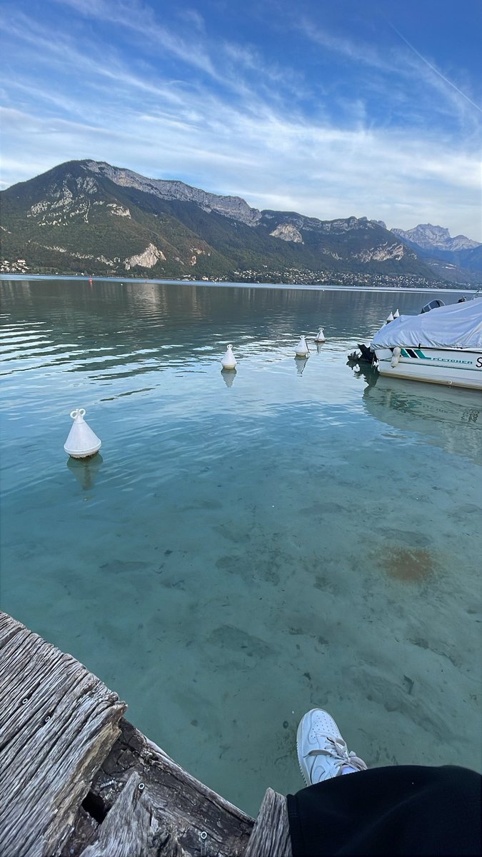 m3sff's tweet photo. annecy 📍 https://t.co/euOEOLMhcn