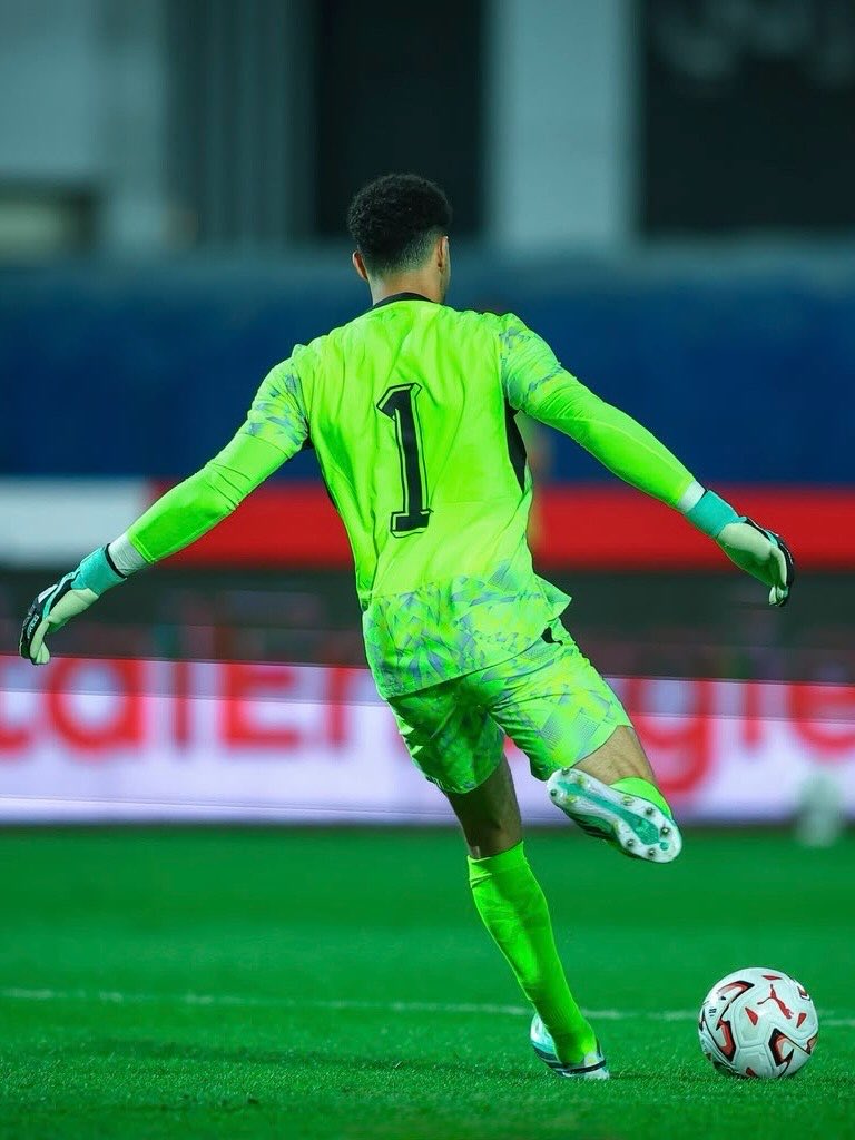 oufashobeir's tweet photo. فوز مهم، وصدارة المجموعة ♥️🧤
Good to be back. https://t.co/iSpx47u27V