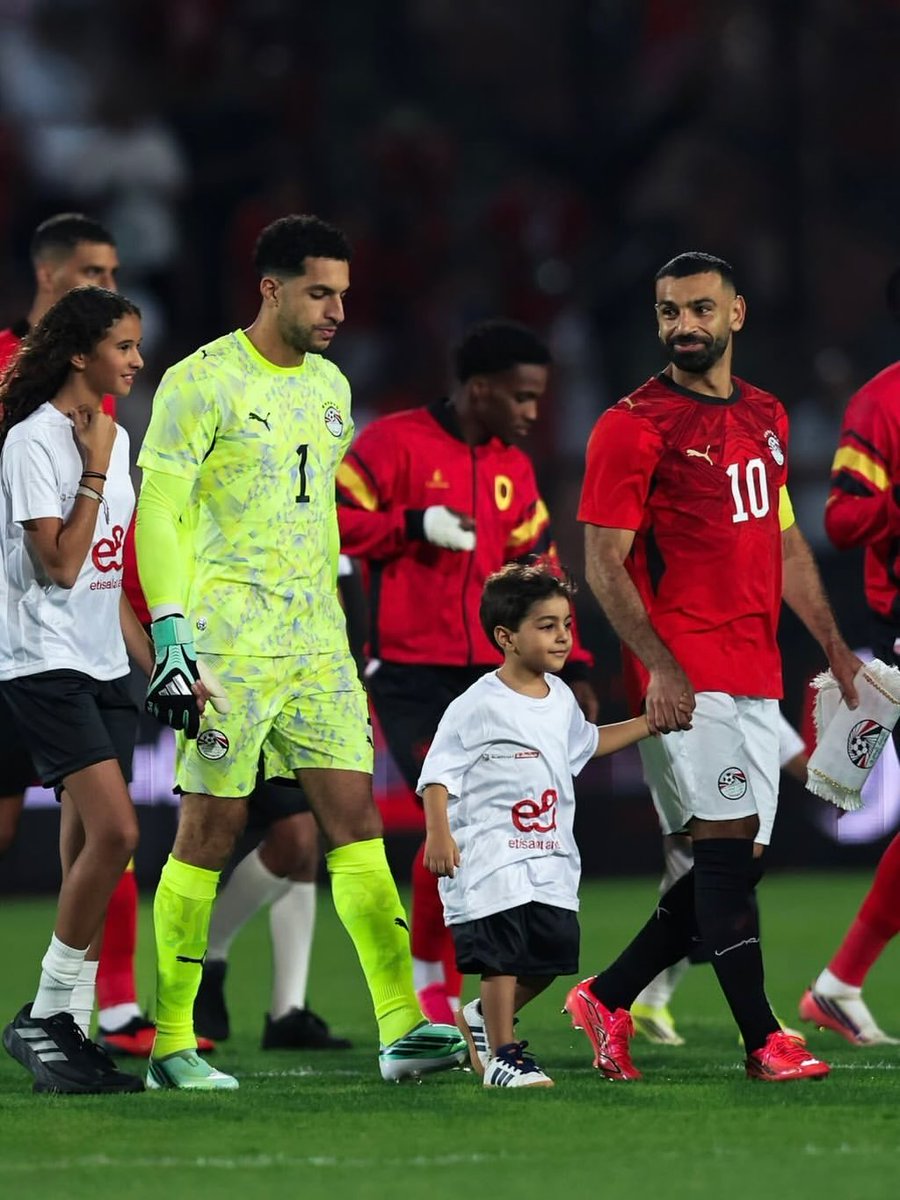 oufashobeir's tweet photo. فوز مهم، وصدارة المجموعة ♥️🧤
Good to be back. https://t.co/iSpx47u27V