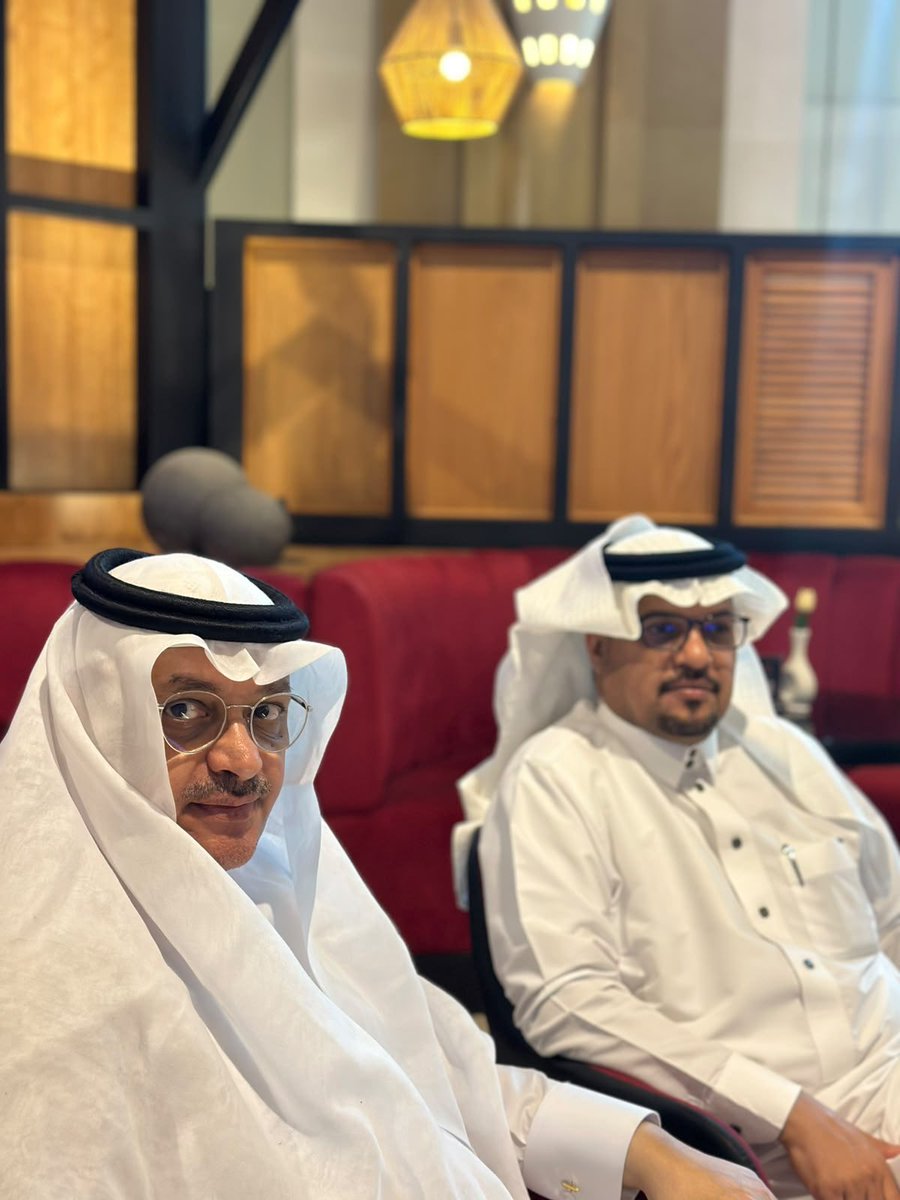 WahiQalam_'s tweet photo. جانب من حضورٍ أضفى على الأمسية جمالها…
فالحوار يكتمل بمن يصغي ويشارك. 🤍
@LiteratureKsa https://t.co/hhYlwWHqH2