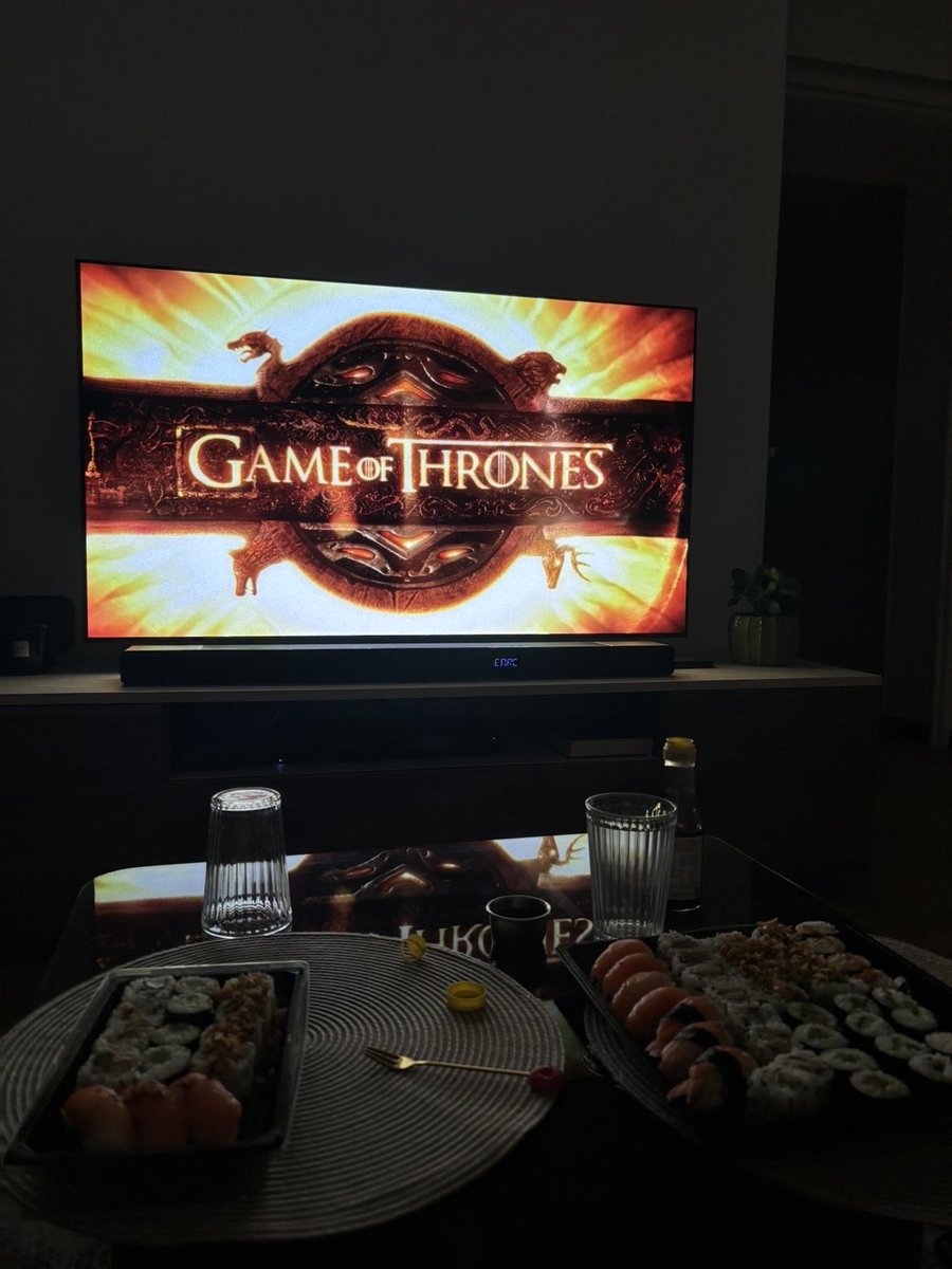 _ashuraa's tweet photo. Y’a pire comme vie quand même https://t.co/0kyED7D9Qk