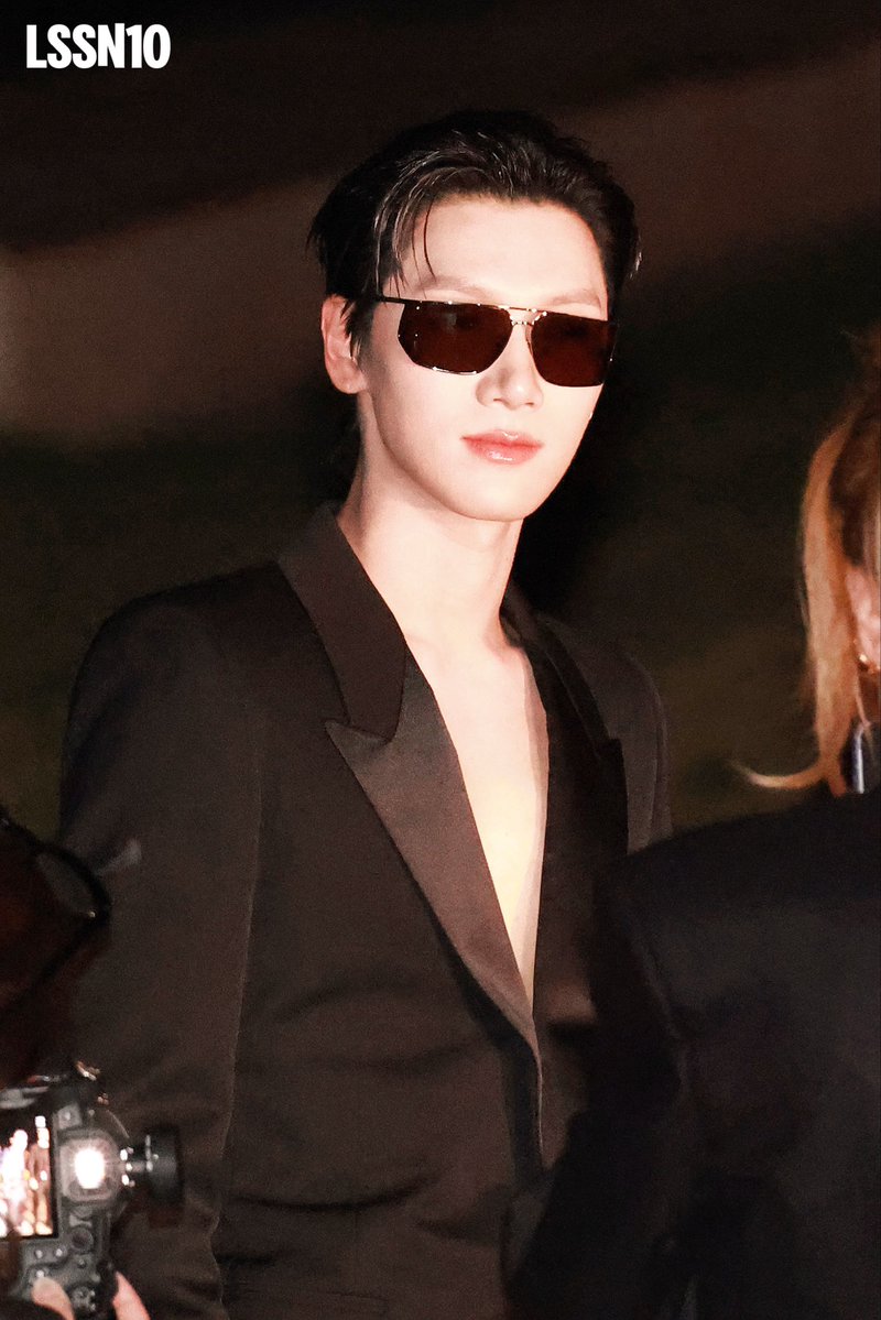 lssn105645's tweet photo. 260929

#TENxSaintLaurent
#TENtoParisFashionWeek
#TEN #텐 #เตนล์ #李永钦 @TEN_offcl https://t.co/ssFvrhGT8N