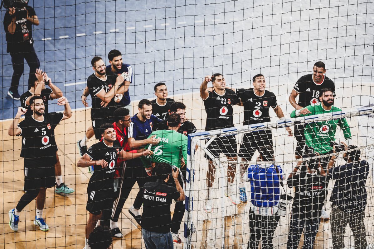 Ahly_Handball's tweet photo. النادي الأهلي ده فريق جبار 🔥 https://t.co/CKqRYxpBBG