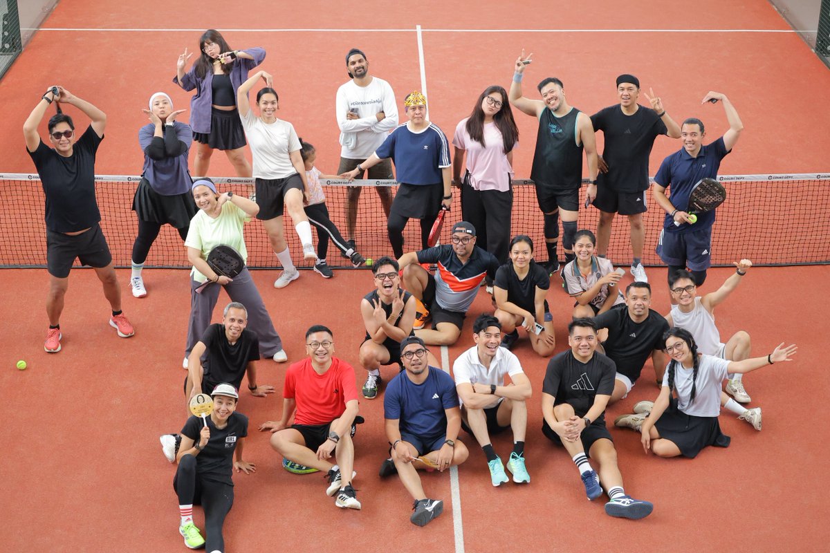 LeonardoLenort's tweet photo. Padel Late Post 08. 08. 26. At Court Department Signature. https://t.co/YDmKXYkpqE
