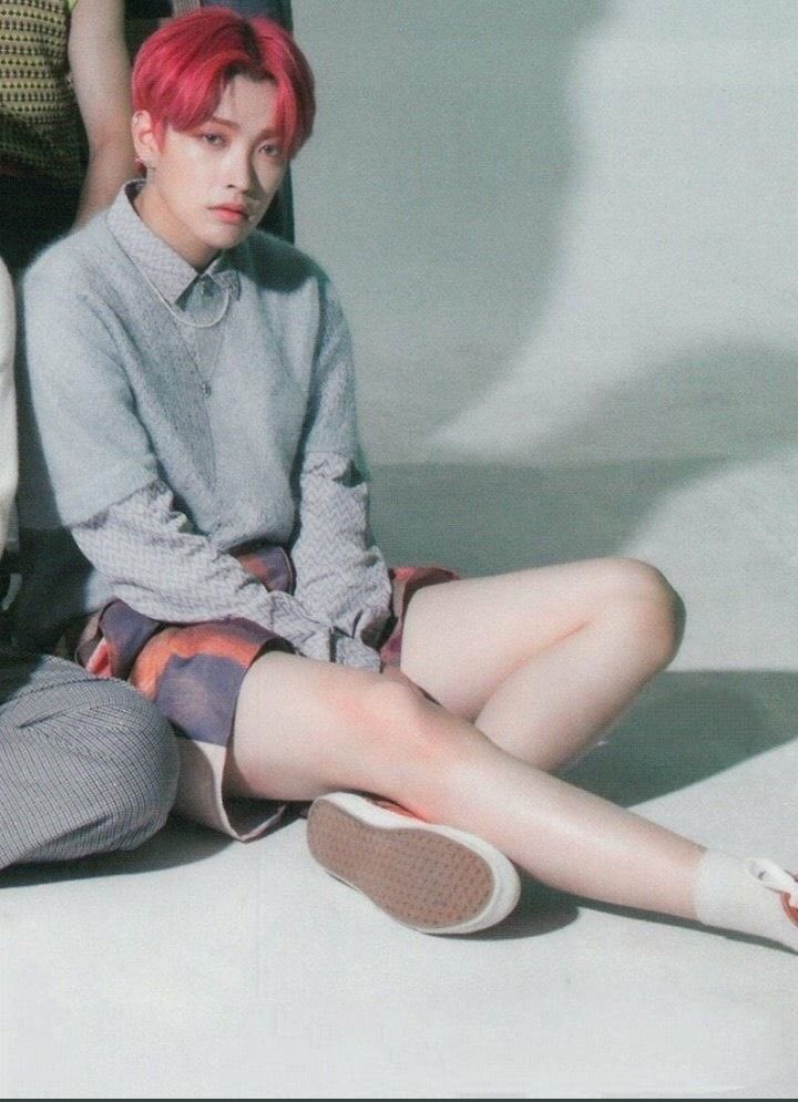 cybergr1nd's tweet photo. honglegs, a very important and informative 🧵 https://t.co/wrNjFSuz10