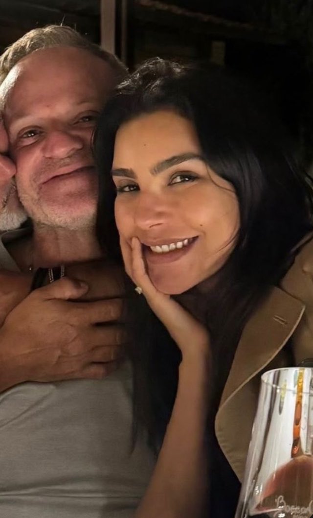 choquei's tweet photo. 🚨VEJA: Rubinho Barrichello e Cíntia Chagas terminam namoro menos de um mês após assumirem o relacionamento. https://t.co/yXhdHyFzSI