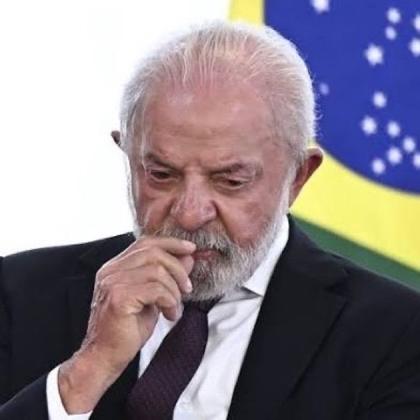 GTNewsOFICIAL's tweet photo. 🚨URGENTE - Nunes Marques PROÍBE Lula de utilizar painéis de LED que produzam efeito visual semelhante ao de outdoors em comícios https://t.co/DZss8KSB0l