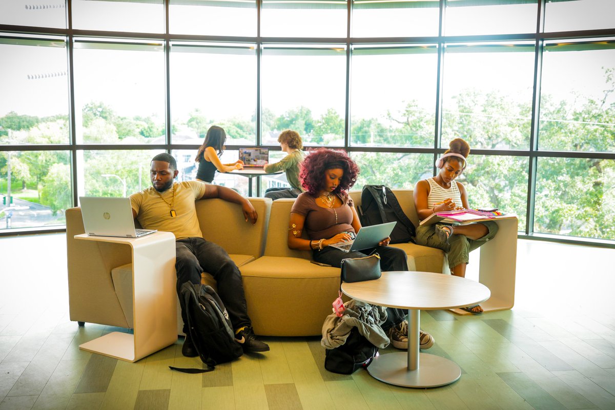 delgadocc's tweet photo. Open House at Delgado Community College is just around the corner! 💚

Open House Dates:
October 17th
November 14th
April 17th
May 15th

Visit https://t.co/QaRhfzHdAS or call 504-671-5000 for more information on courses and registration! https://t.co/mxQ18whUhQ