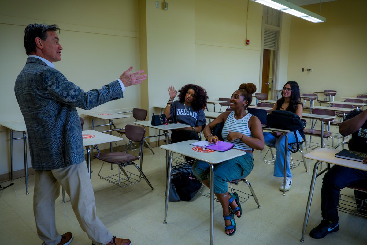 delgadocc's tweet photo. Open House at Delgado Community College is just around the corner! 💚

Open House Dates:
October 17th
November 14th
April 17th
May 15th

Visit https://t.co/QaRhfzHdAS or call 504-671-5000 for more information on courses and registration! https://t.co/mxQ18whUhQ