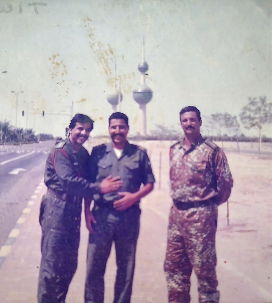 H21Pat's tweet photo. @BoYoussef11 @Omar2xmv ثرثار ما تعرف تتكلم كل كلامك عباره عن عشوائيات.. لا فالحين بالأفعال ولا بالكلام مجرد اقوام عشوائية.. روح داري خيبتك  

وحبيت اشاركك صورة من ارشيف اقاربي صورة راح تحبها لأنها شاهد مين الي داعس على رجولتكم سابقاً وحالياً https://t.co/BxBti3XHgw