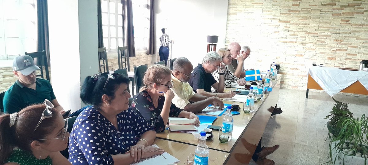 ParqueCIentif's tweet photo. 🤝 Fortaleciendo la Cooperación Internacional. 🤝
Fue un honor recibir en el Parque Científico Tecnológico  VC la visita de Su Excelencia, la Sra Anna Kristina Craenen, Embajadora del Reino de Suecia en Cuba,acompañada por representantes del PNUD y el Gobierno Provincial de VC https://t.co/S7Zvm5W5mP