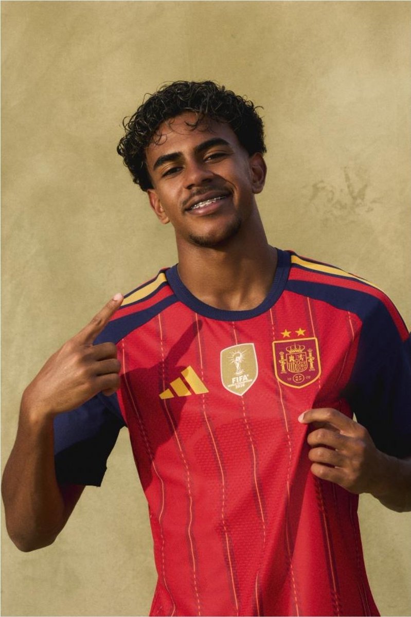 Fernand82213494's tweet photo. Como no gane el balon de oro Lamine sera uno de los mayores robos de la historia del futbol https://t.co/5eqtFGLlLz
