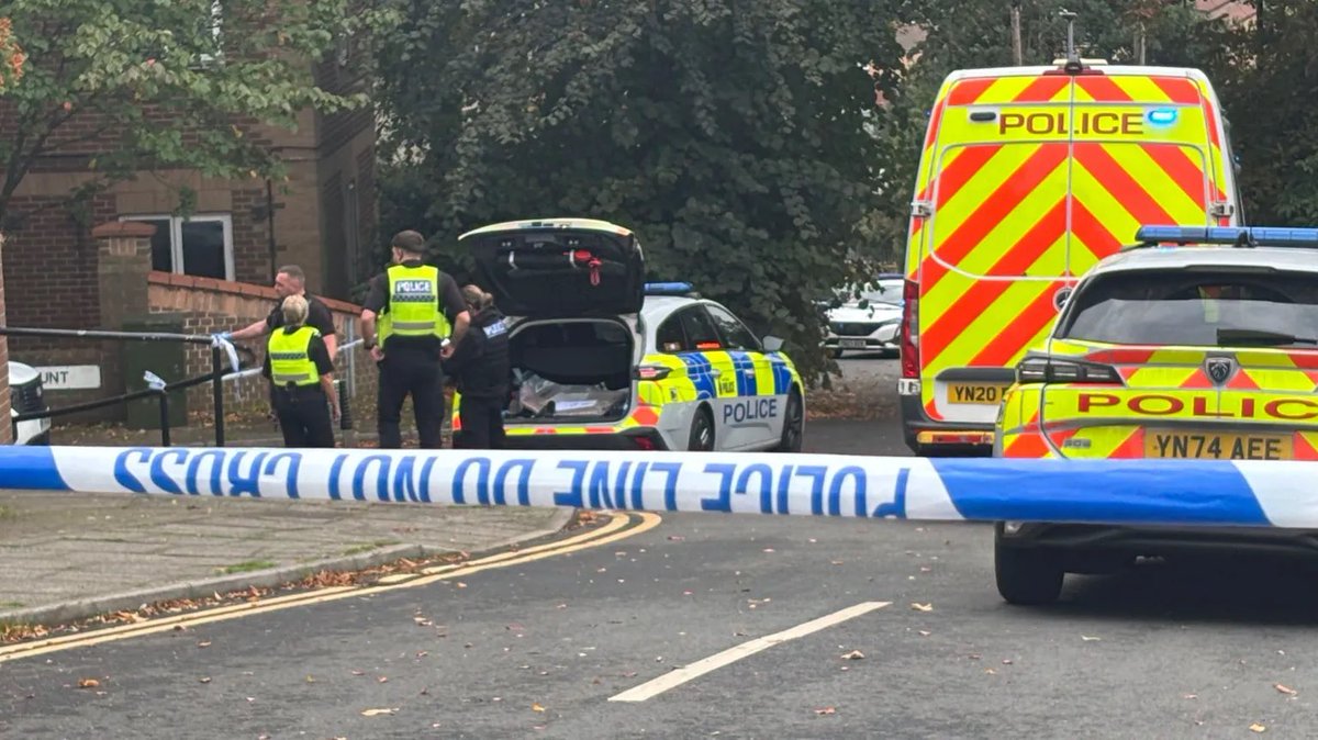 BGoodun76420's tweet photo. So this afternoon a man died in an explosion at Clifton Mount, Rotherham. The gas company have confirmed the explosion was not related to their gas network. Nothing else has been released about the cause of the explosion yet. 

Is this how we have to live now? Wondering if we are going to be blown up?
