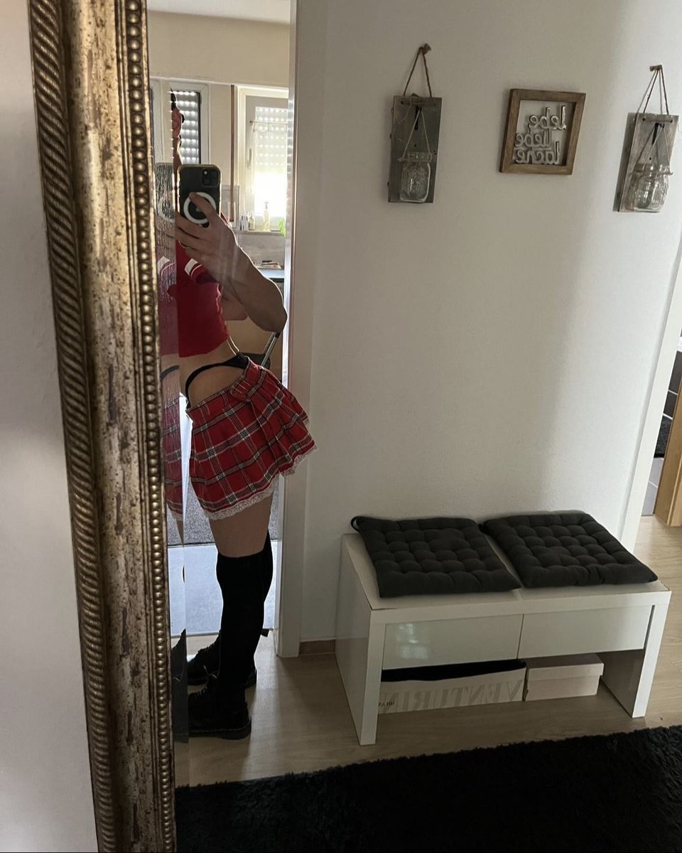 serena_femboy's tweet photo. I'm sorry, sir, but I forgot my homework. Please don't punish me. 🙈😣
#femboy #nsfwㅤㅤ #crossdressing https://t.co/6ZeyONYB8R