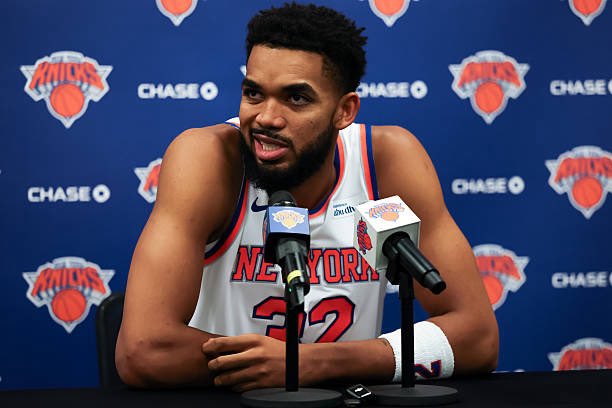 TheDunkCentral's tweet photo. Karl-Anthony Towns reportedly believes the Knicks are asking him to take an “unreasonable” pay cut, per @malika_andrews 

(h/t @ohnohedidnt24 ) https://t.co/QVfET3lop9