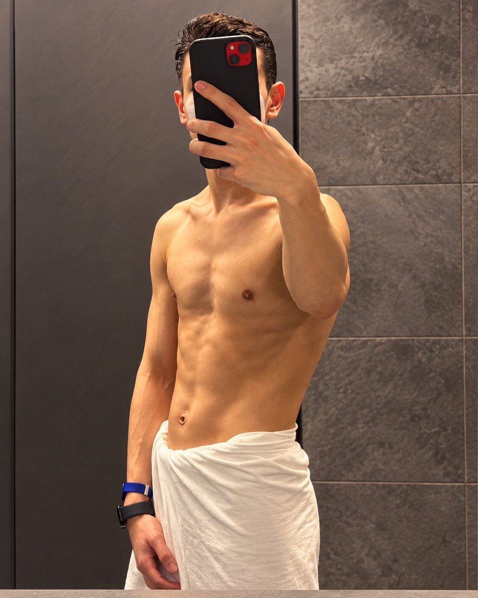 NilsLarsen_OF's tweet photo. A little heat, a little skin… exactly how I like it. 😏

#NilsLarsen #Twink #Tease https://t.co/8xq4OkGEUy