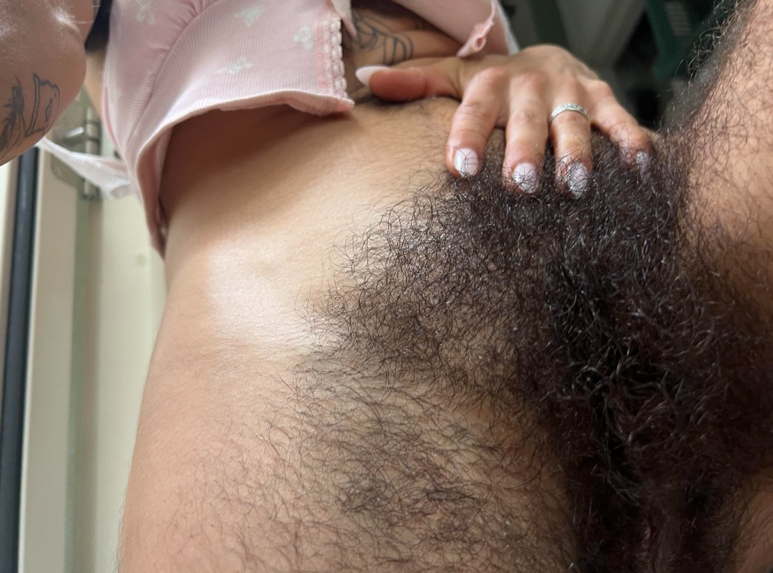 TheNaturalRevo's tweet photo. Bush update: HUGE! 🤩

> https://t.co/Yv388lfSga https://t.co/pmiJRMS6c5