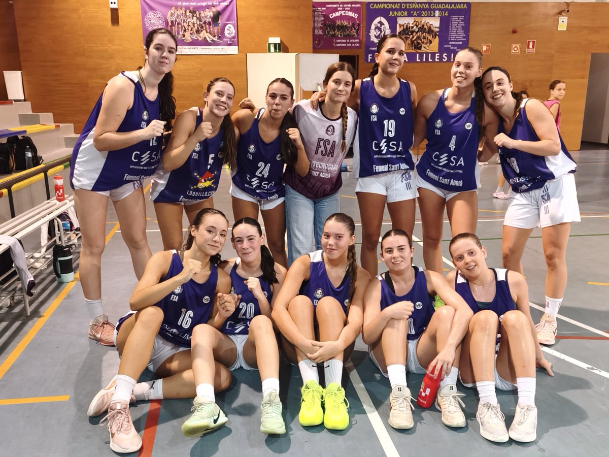 FemSantAdria's tweet photo. ▶️ 𝗙𝗜𝗡𝗔𝗟 𝗗𝗘 𝗣𝗔𝗥𝗧𝗜𝗧 ◀️
𝗖𝗘𝗦𝗔 #𝗝𝗿𝗕𝗙𝗦𝗔

🏀 C.C. JÚNIOR PREFERENT 1er ANY - 1a FASE

CESA #JrBFSA 8️⃣4️⃣ 🆚 U.E. MATARÓ 5️⃣6️⃣

🤦🏼‍♀️😤 DEMOLEDORA 2a part al Ricart! Sensacional el partit jugat per tot l'equip 👏

🫶 ENHORABONA noies! Excel·lent victòria 🤙 https://t.co/jnppWLmtH0