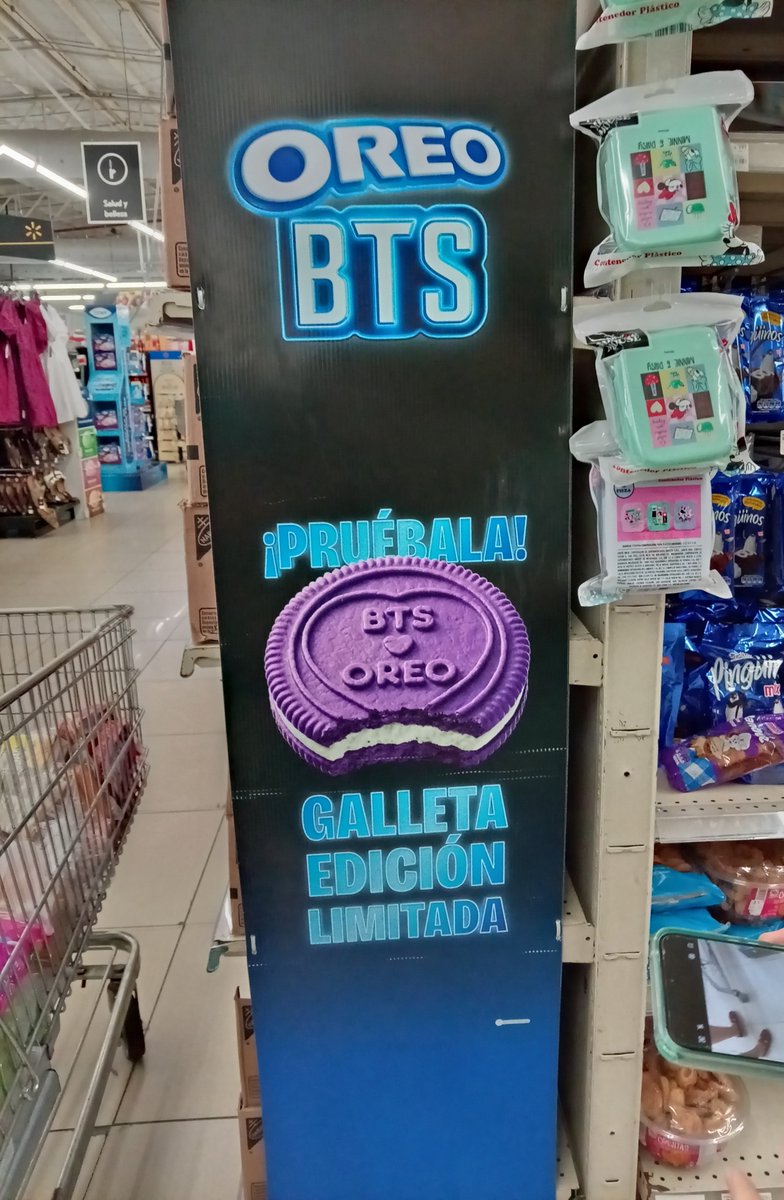 xiuaeh's tweet photo. En Walmart no venden Tajín pero si cosas israelis 😡 https://t.co/Jk2e10pSIh