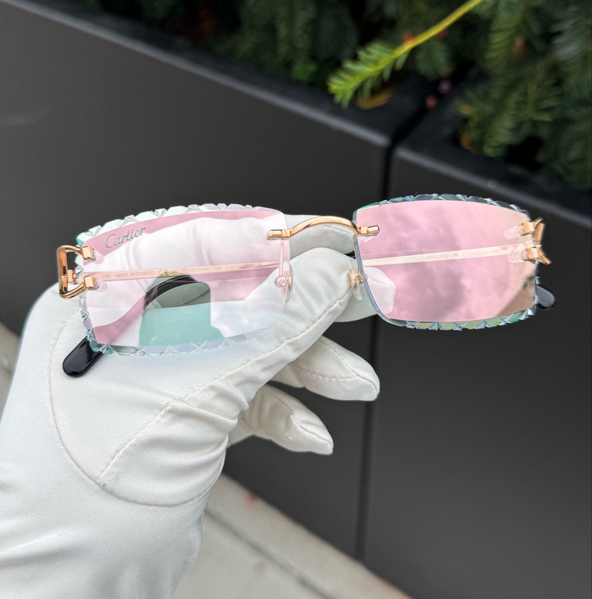 vijan_vision's tweet photo. Factory Rose Gold C’s and they’re limited https://t.co/3ompsrJAOA