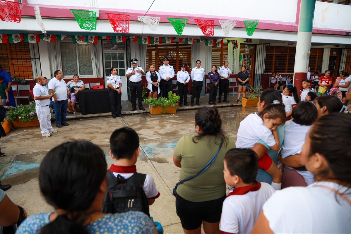 JaimePBarri's tweet photo. Asumimos el compromiso de atenderlas y trabajar en acciones de prevención y seguridad que permitan brindar mayor tranquilidad a las familias.
(2/2) https://t.co/E5SZLiGMeQ