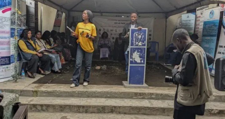 safrdcongo's tweet photo. 🕊️ À l’occasion de la Journée internationale de la paix, célébrée le vendredi 25 septembre, SAF-RDCongo a pris part à une activité organisée à Mugunga par la Synergie des Femmes pour la Paix et la Sécurité (SFPS), une plateforme associative locale très active. https://t.co/j9tywKGXE8