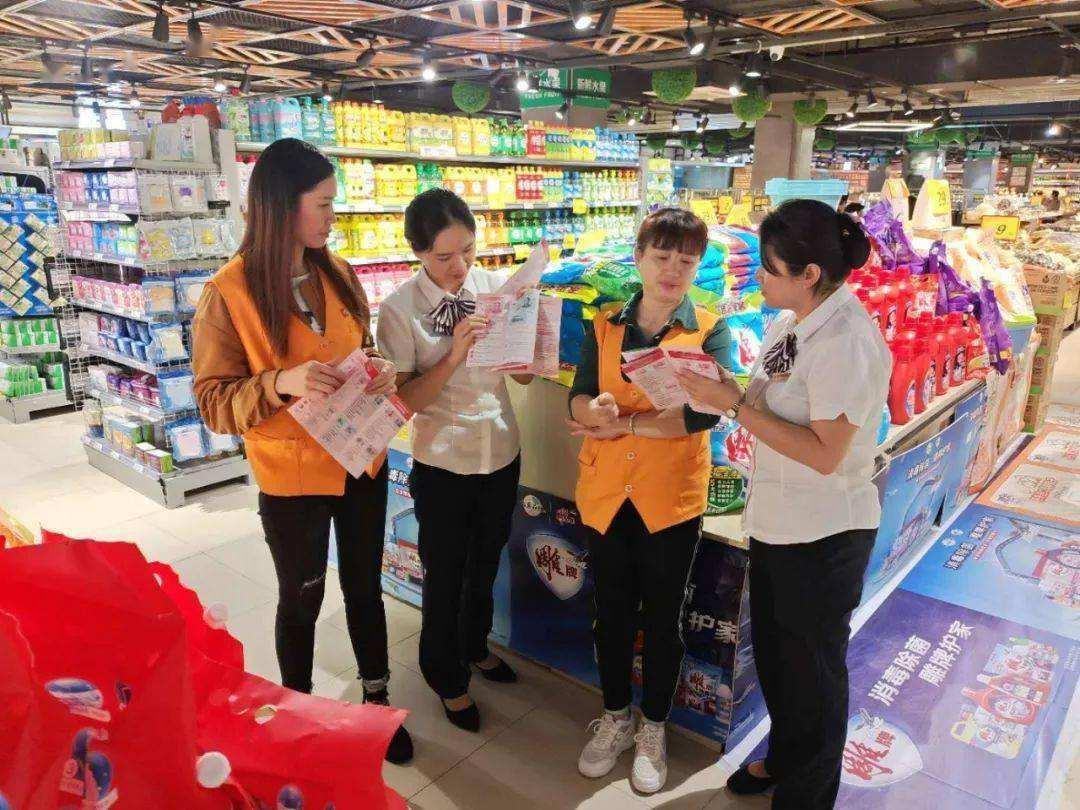 SuzannaLahxqf's tweet photo. En el supermercado, la persona que iba delante pagó mi comida sin yo enterarme. El mundo tiene momentos bonitos!， https://t.co/HRhmhD8kT9