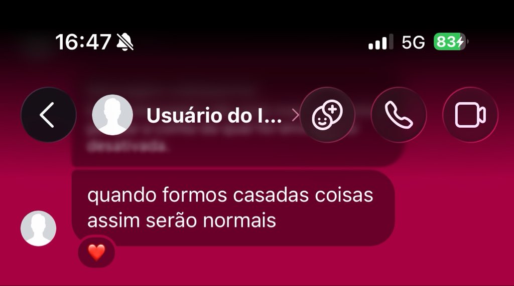 alemdesaturno's tweet photo. ela assim na minha dm ontem e hoje usuário do instagram . https://t.co/XT411T8lfT