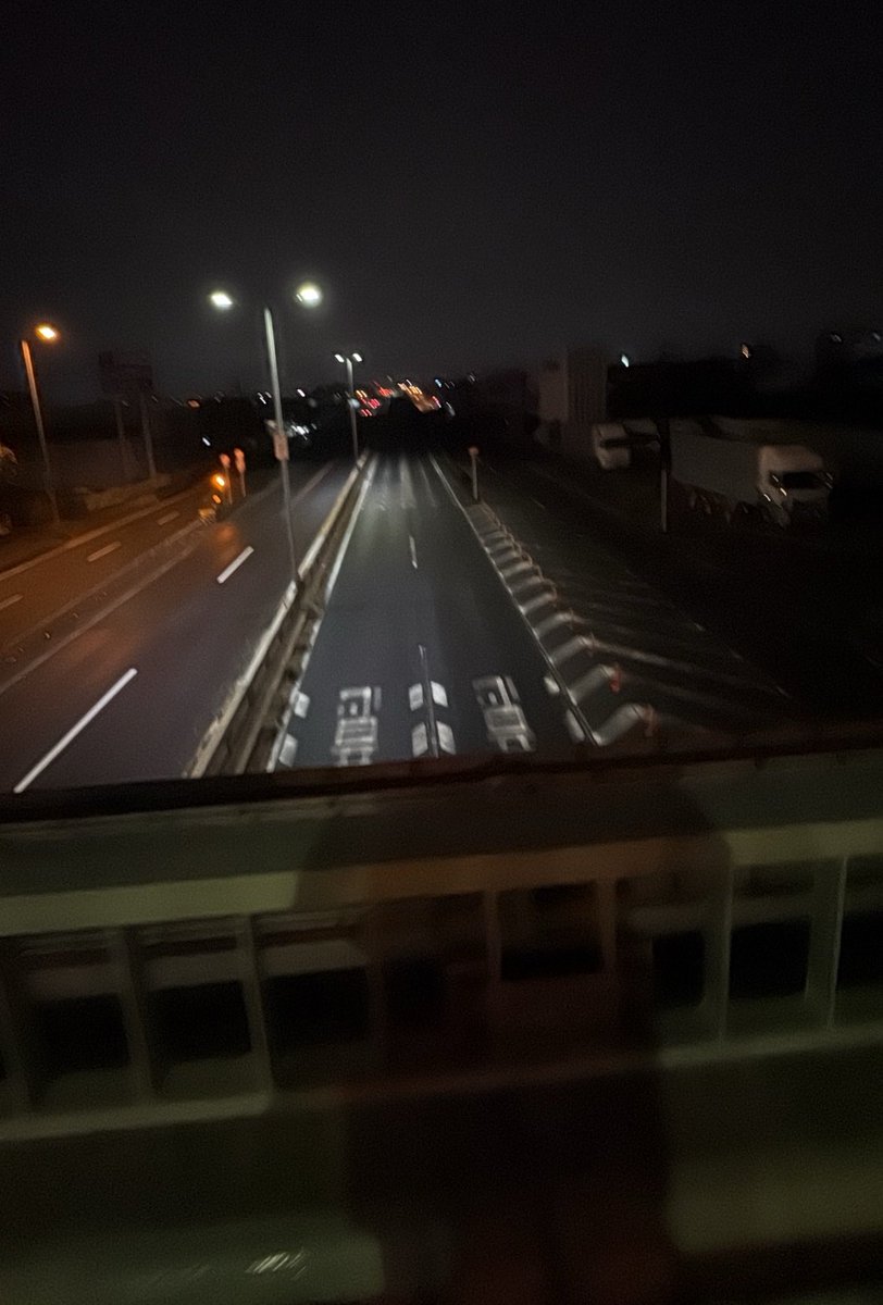 ngmfk1's tweet photo. 寒い冬だ https://t.co/OkGDTKhRvL