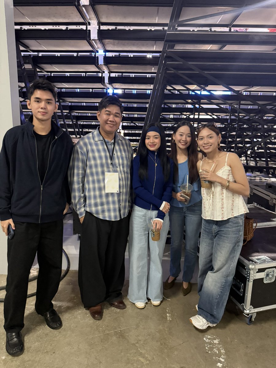 its_oskee's tweet photo. Last weekend in Cebu https://t.co/2Gnf80HgoP